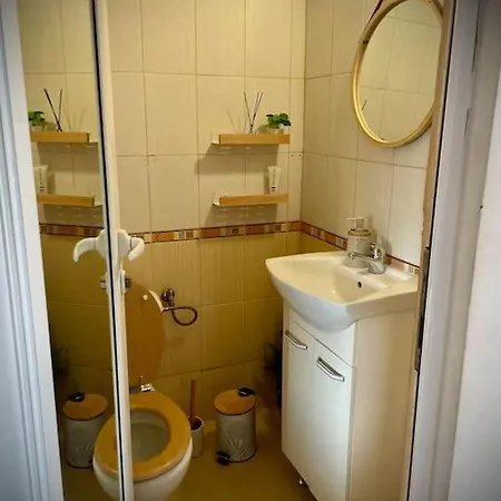 Apartment Cozy Free Parking Wi-fi Netflix *